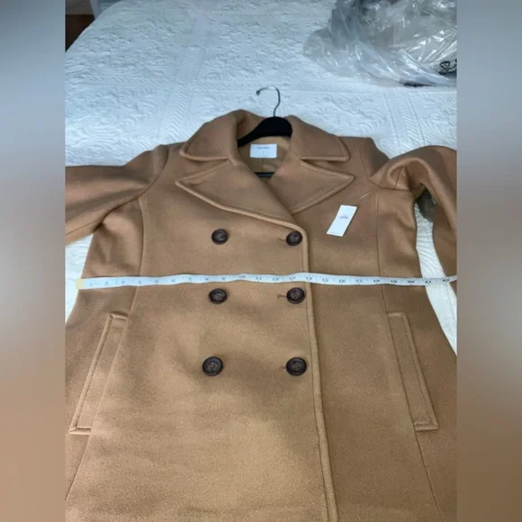 Women's Classic Camel Peacoat NWT - Picture 11 of 14